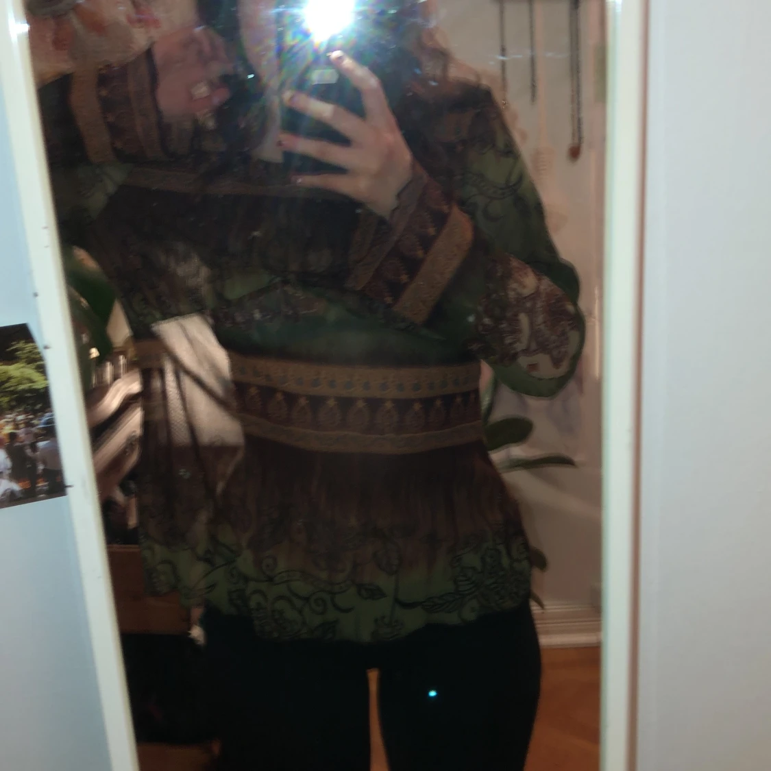 Mönstrad långärmad topp från Basic Line