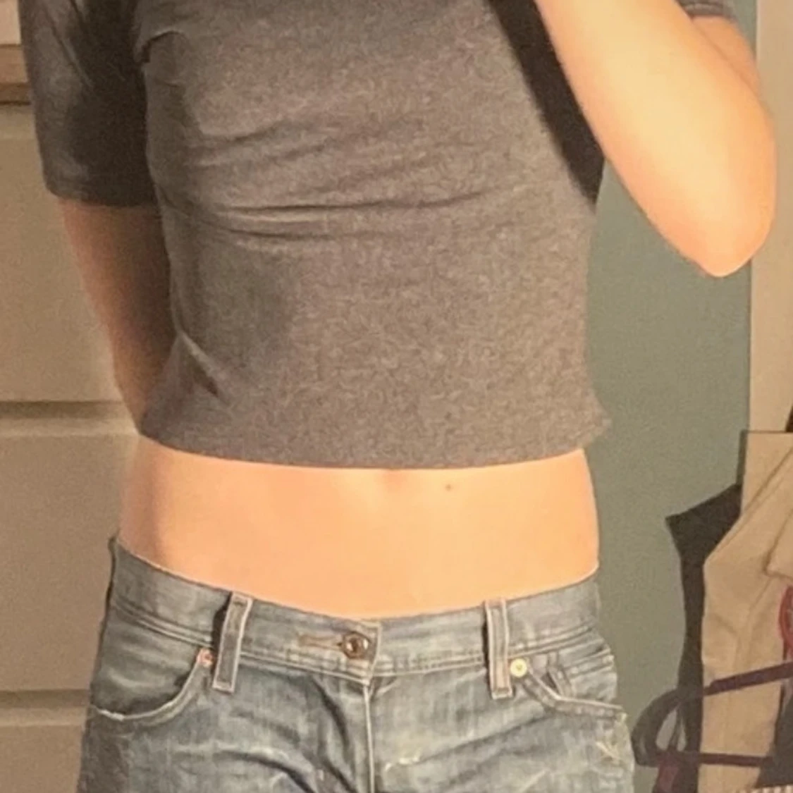 Grå croppad topp - 2