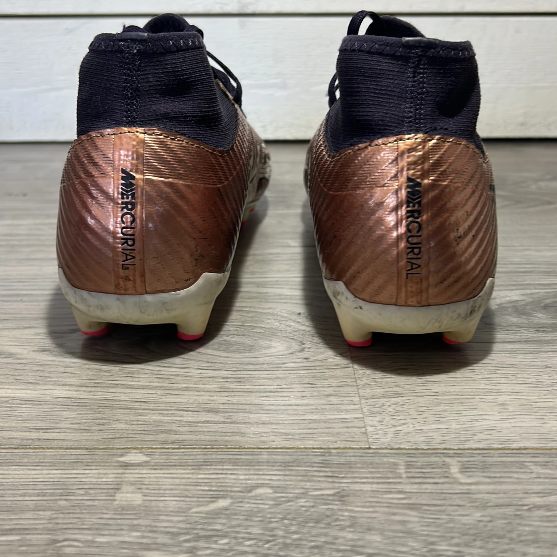 Nike Mercurial fotbollsskor i brons och svart - 1