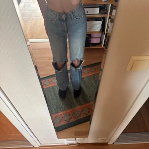 Jeans lager 157 - Knappt använda jeans från lager 157 köpta för 2 år sen använt ca 5 gånger. 