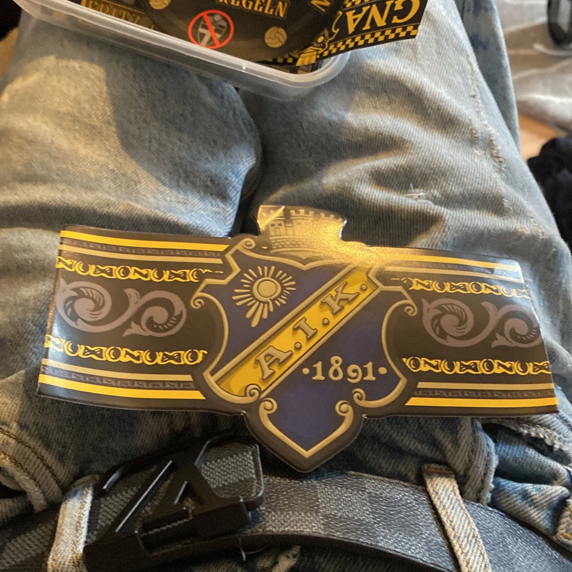 Gorilla klister  - 2