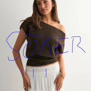 Söker!! - Söker denna slutsålda tröja från Nelly! Storlek xs, s eller m