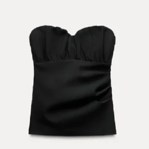 Svart tubtopp - Jättefin tubtopp från Zara, knappt använd☺️