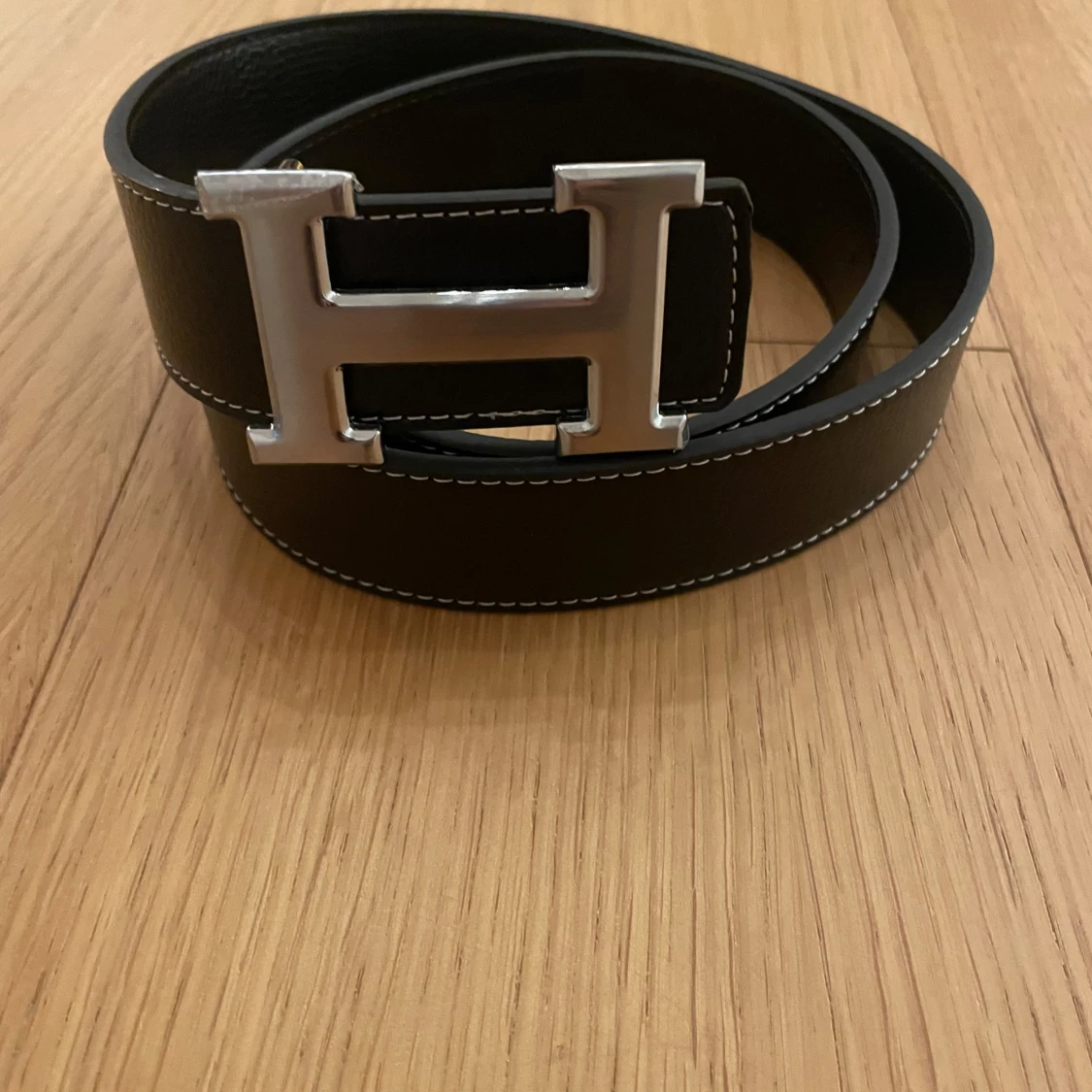 -bälte svart/vit skinn - 1