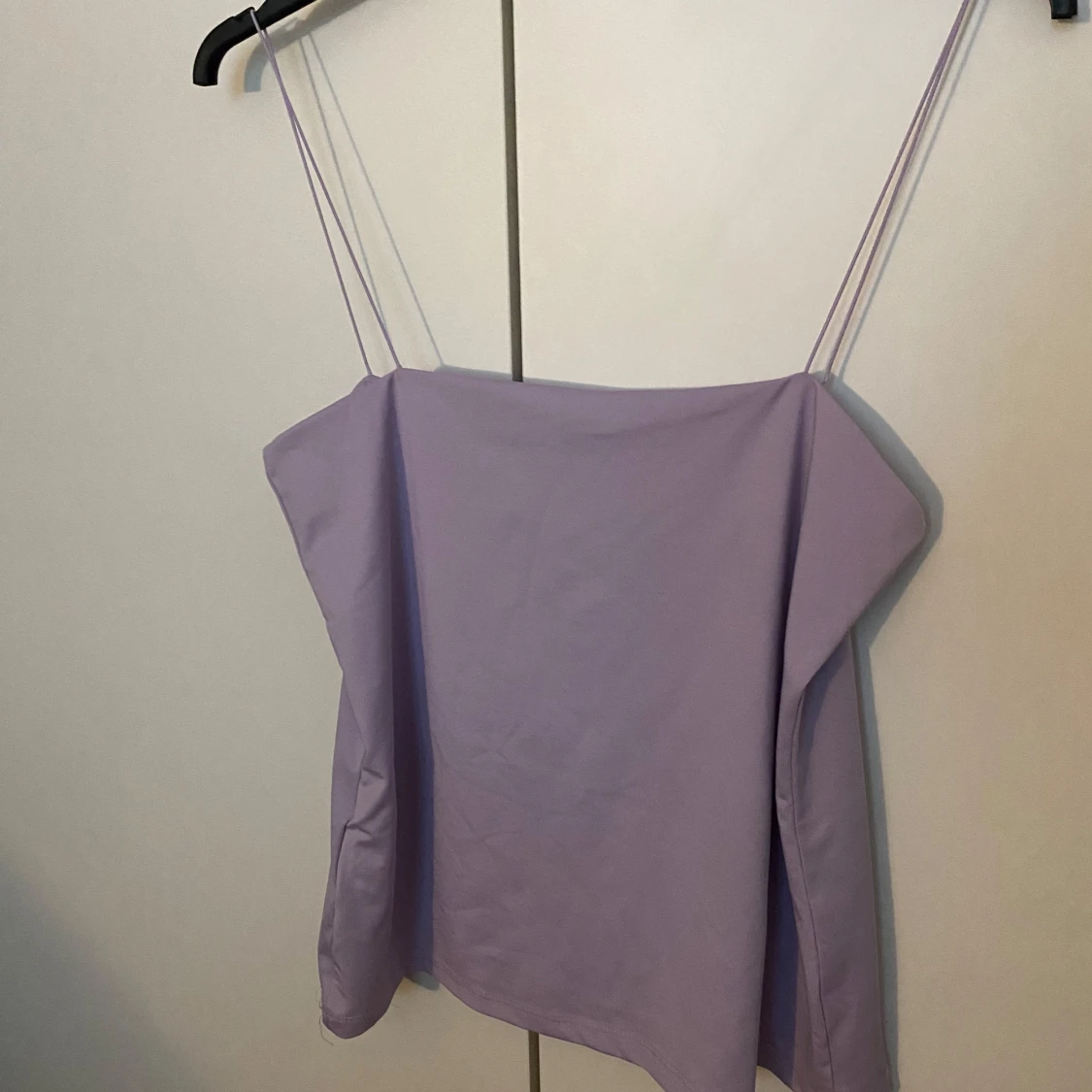 Ljuslila linnetopp från Amisu