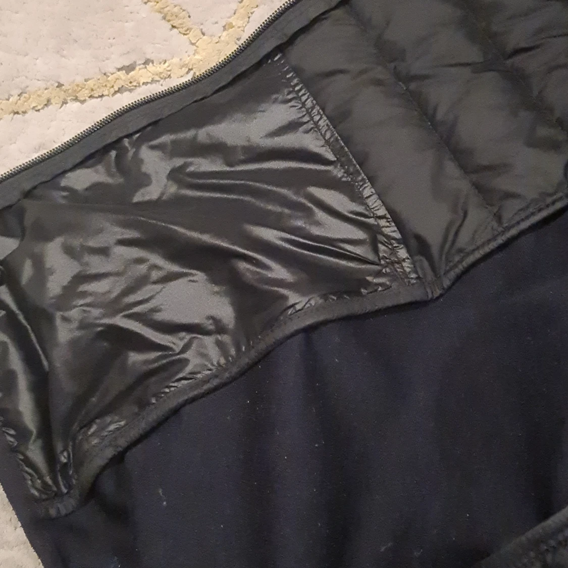 Svart pufferjacka Peak Performance S - 4