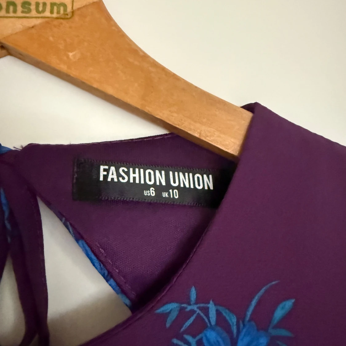 Lila blommig långklänning Fashion Union - 2