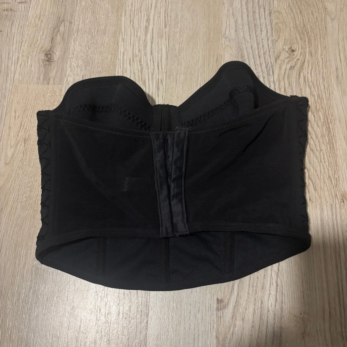 Svart korsett INTE ANVÄNT - 1