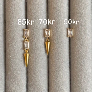 Örhängen  - Frakt 22kr 