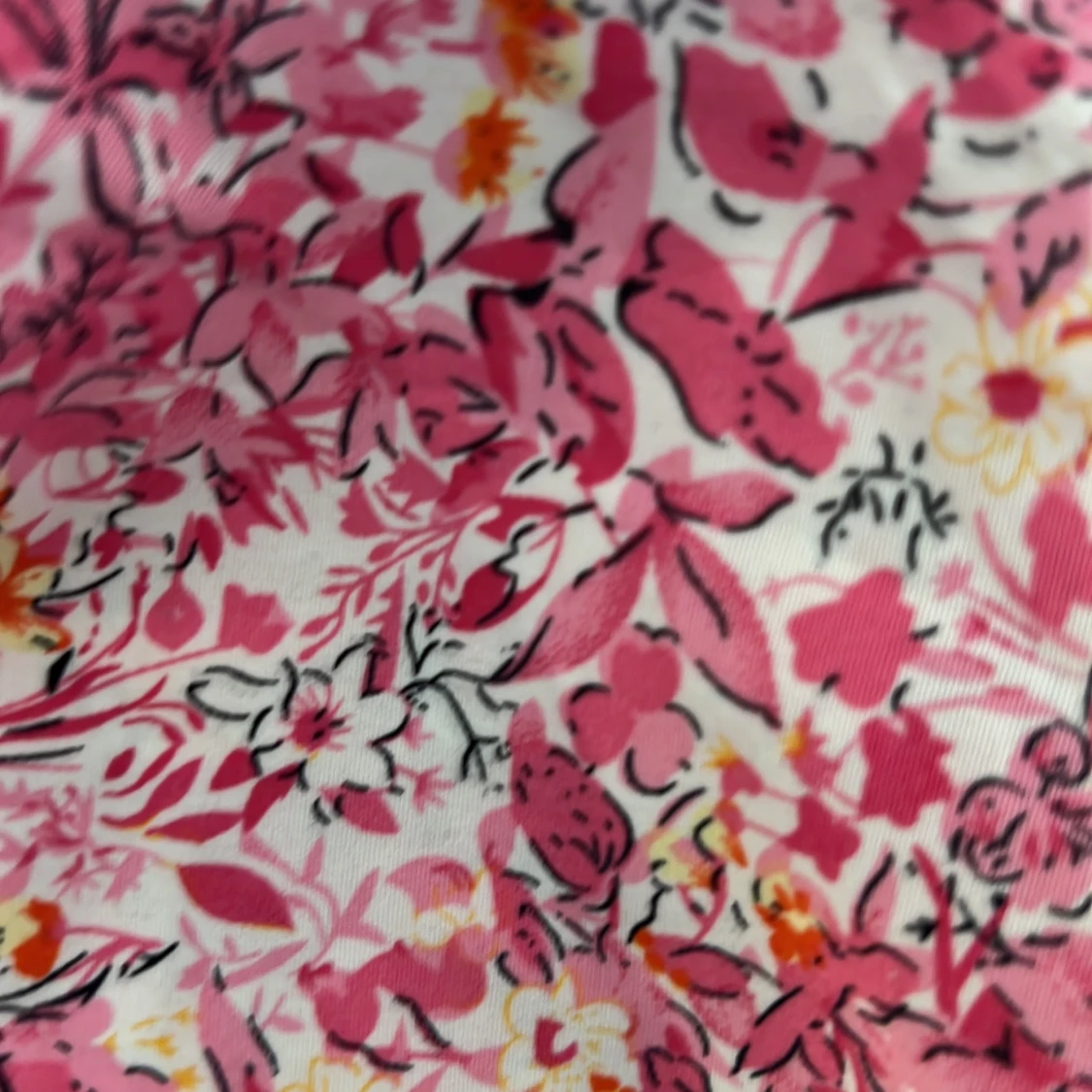 Rosa mönstrad klänning med volanger - 4