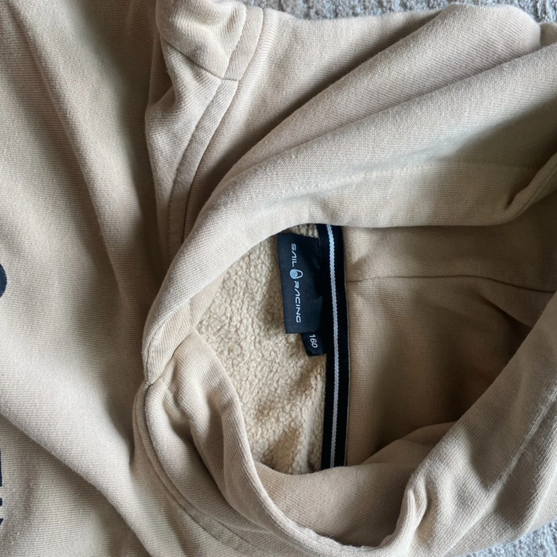Beige hoodie från Sail Racing - 1