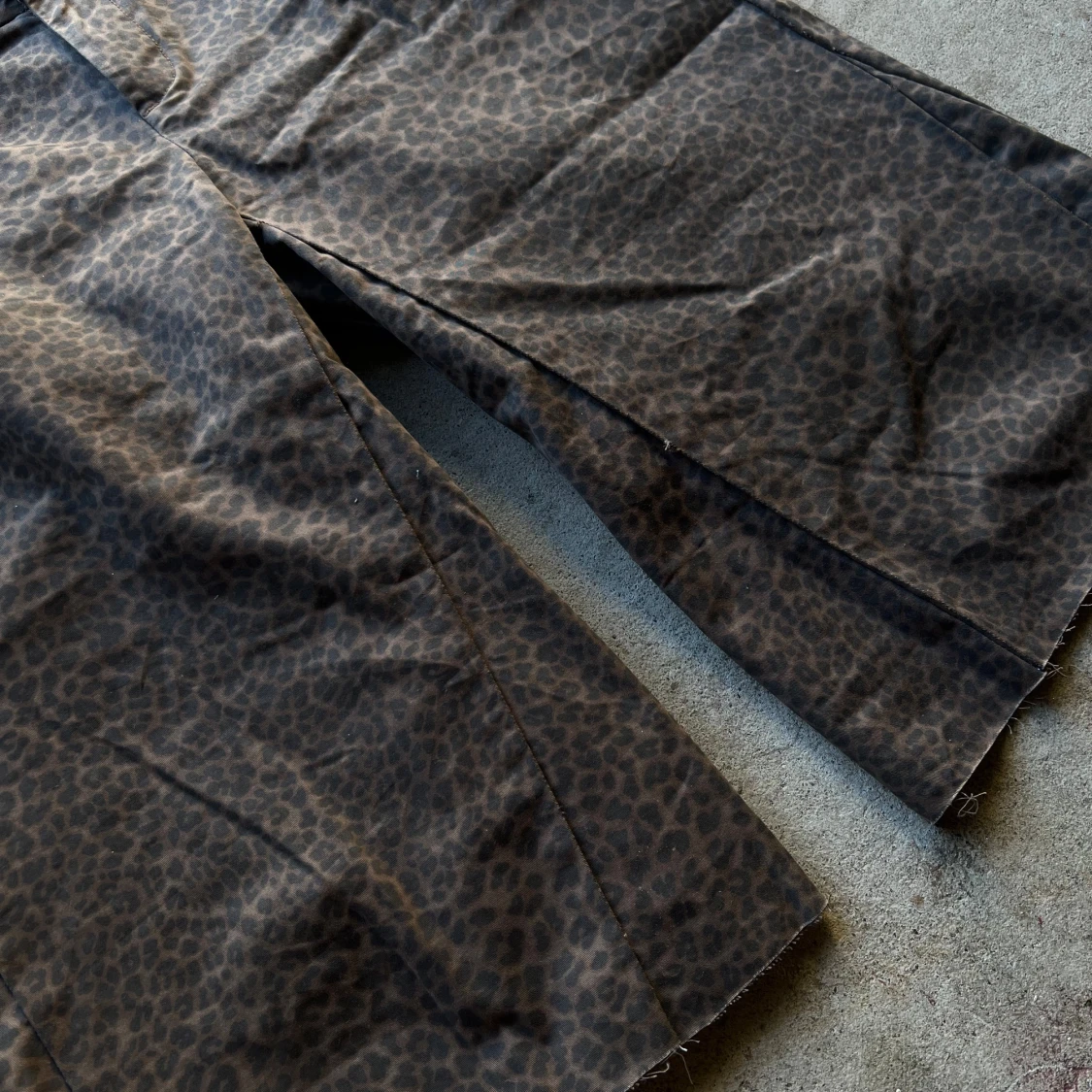 Flared leopard shorts - 1