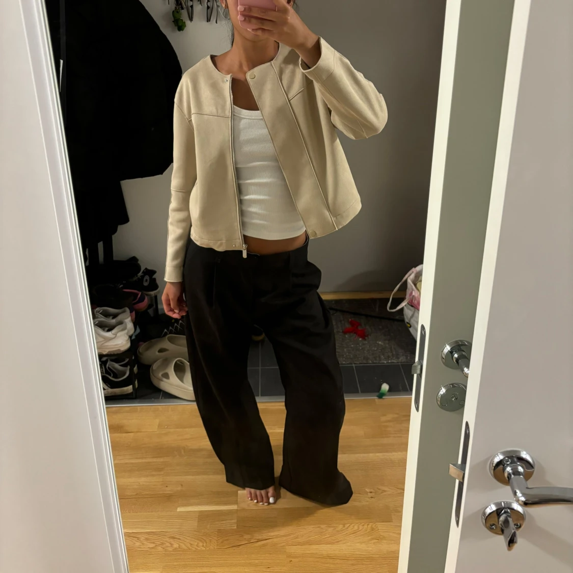 Beige mockajacka från Zara 