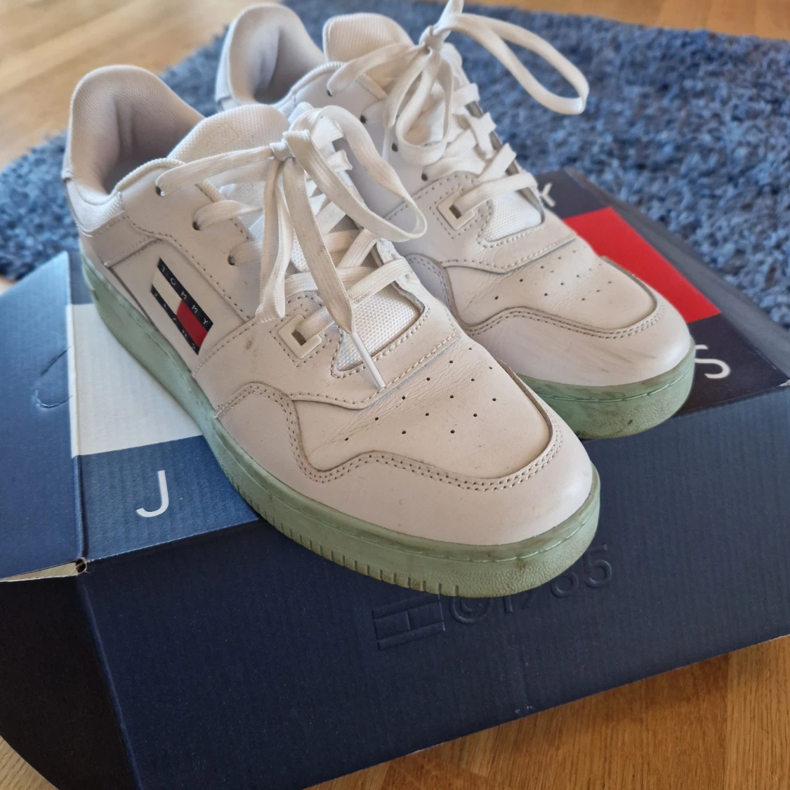Tommy Jeans vita sneakers - 1