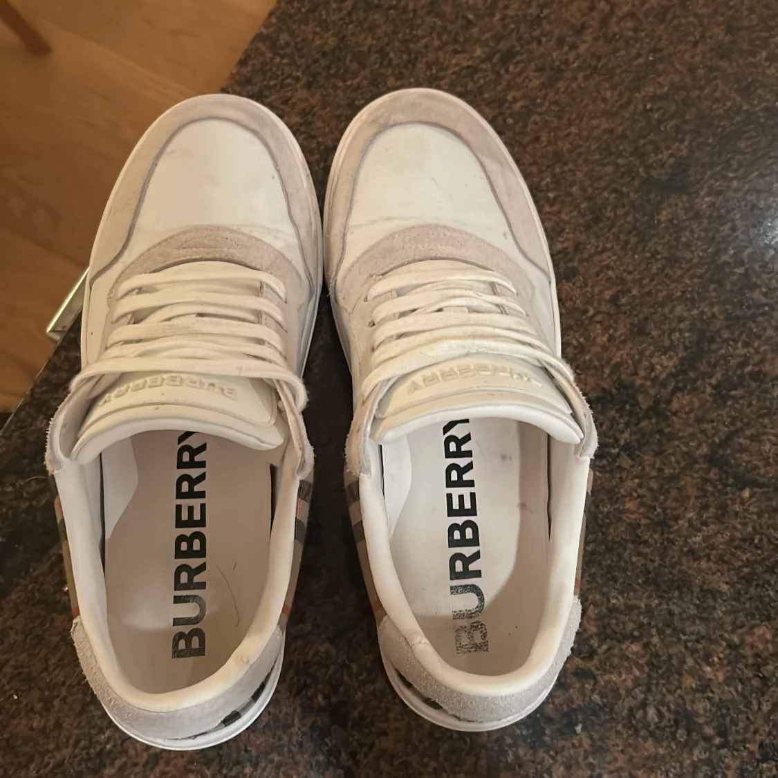 Burberry sneakers med rutig detalj - 2