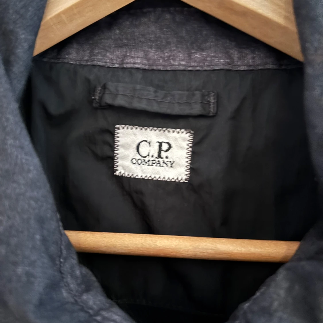 Svart vindjacka från C.P. Company - 3
