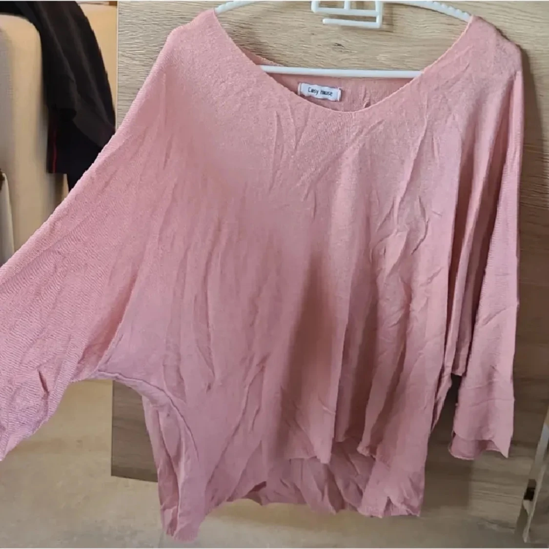 Tunn ljusrosa tröja - 1