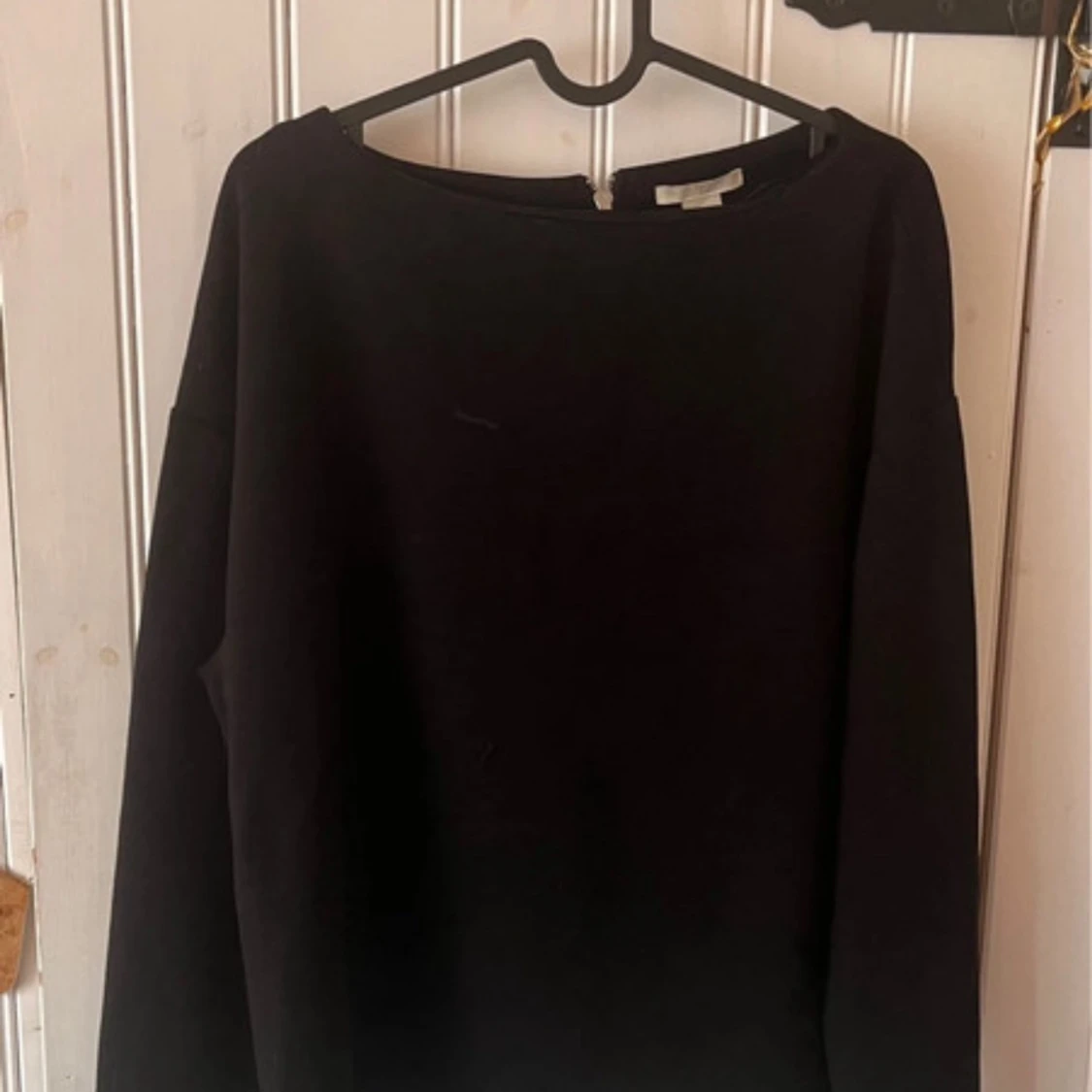 Svart sweatshirt