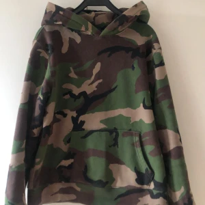 ralph lauren kamouflage hoodie - nypris 2000 mitt pris 599