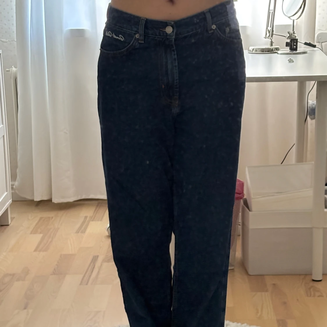 Blå jeans från Sweet SKTBS, modell Big Skate