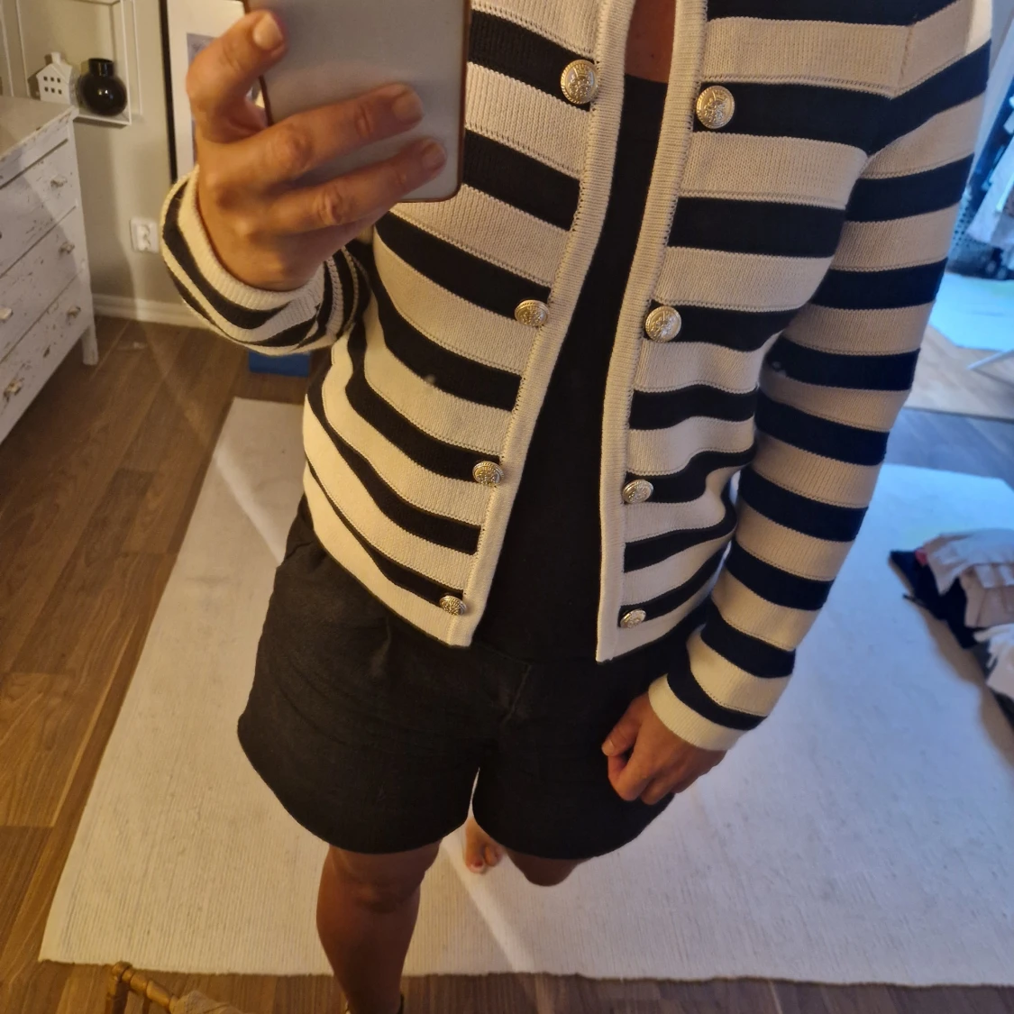 Randig stickad kofta från Bik Bok