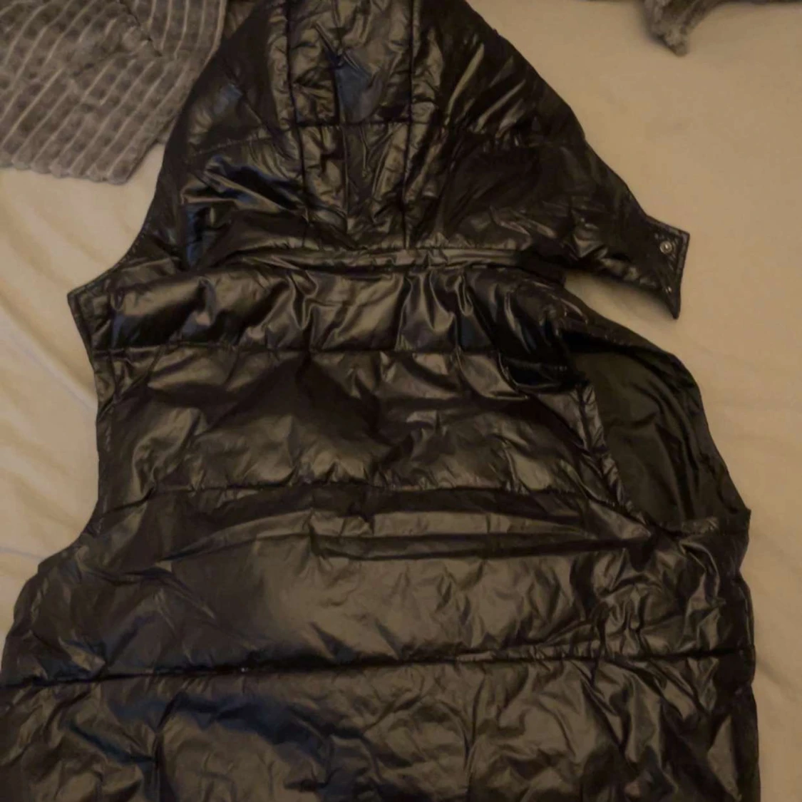 Svart dunväst från Moncler - 1