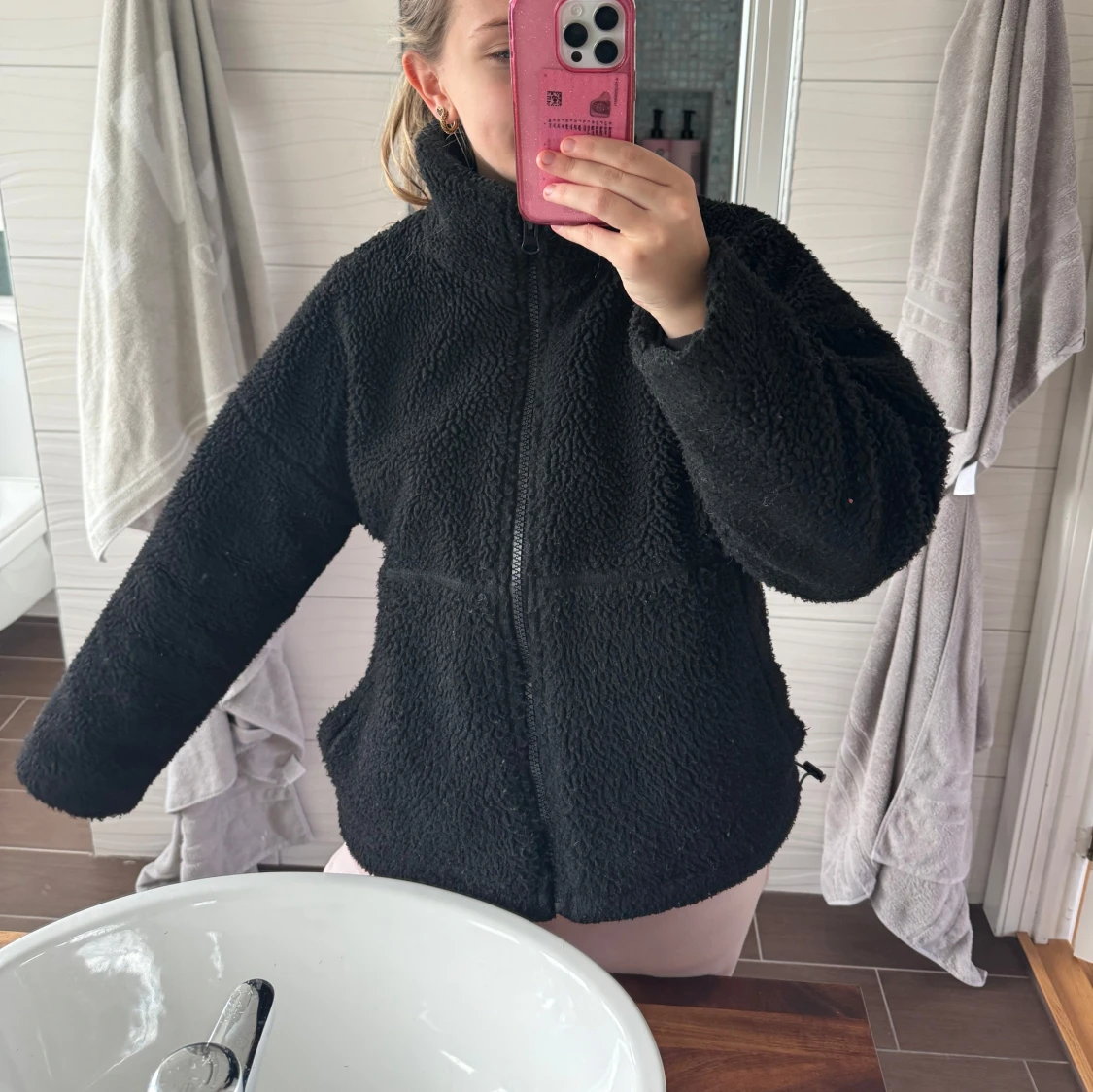 Svart teddyjacka från c.w - 1