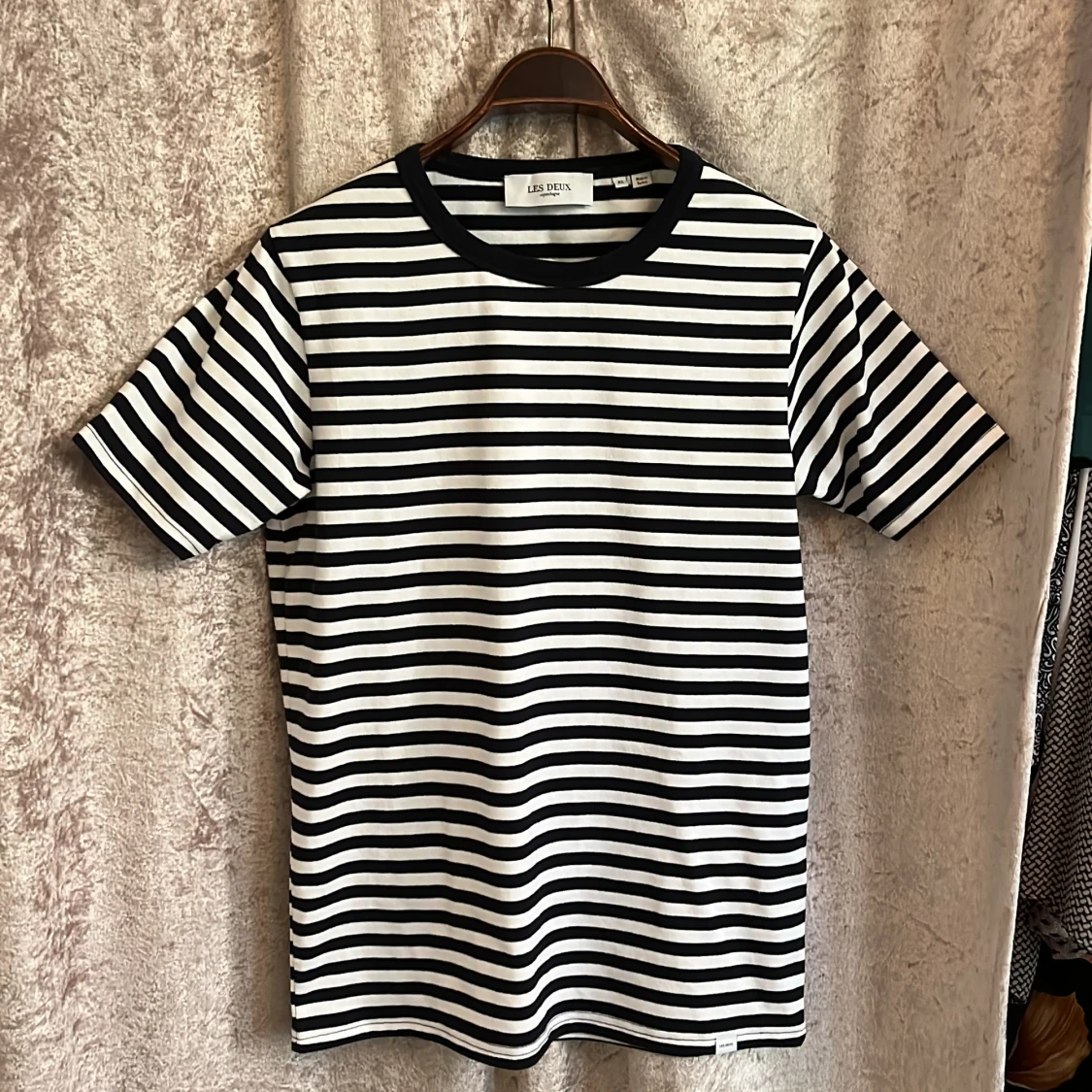 Randig t-shirt från Les Deux - 1