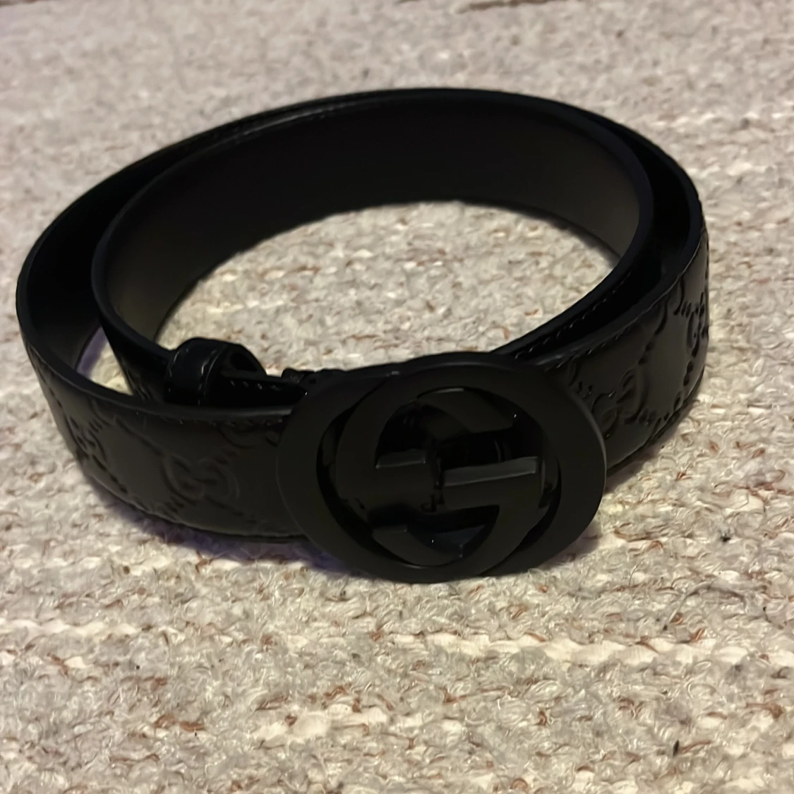 Svart GG bälte