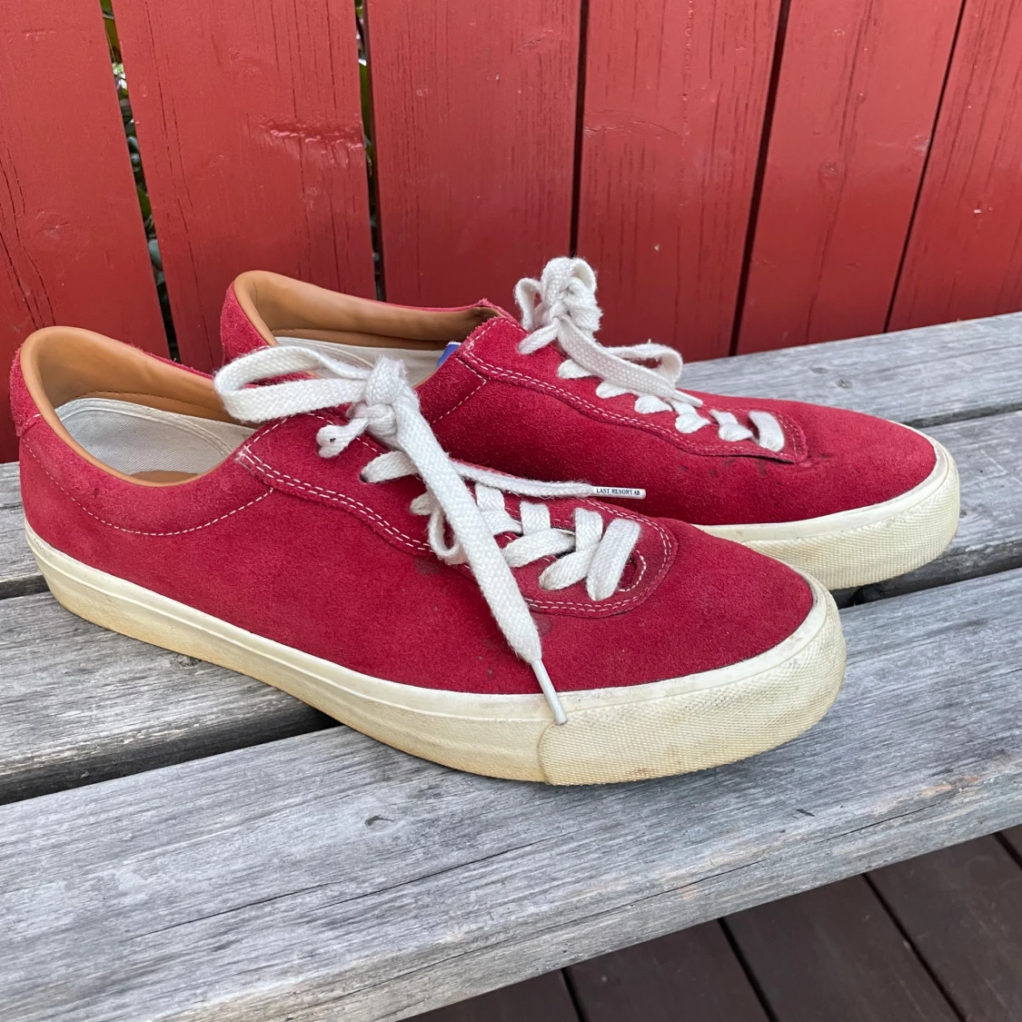 Last resort röd skor - 1