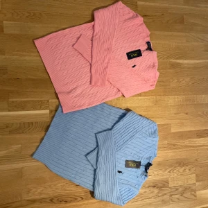 Ralph Lauren cabel knit - 2 stycken Ralph Lauren cable knit sweaters i storlek M men passar även S. 450 kr var.