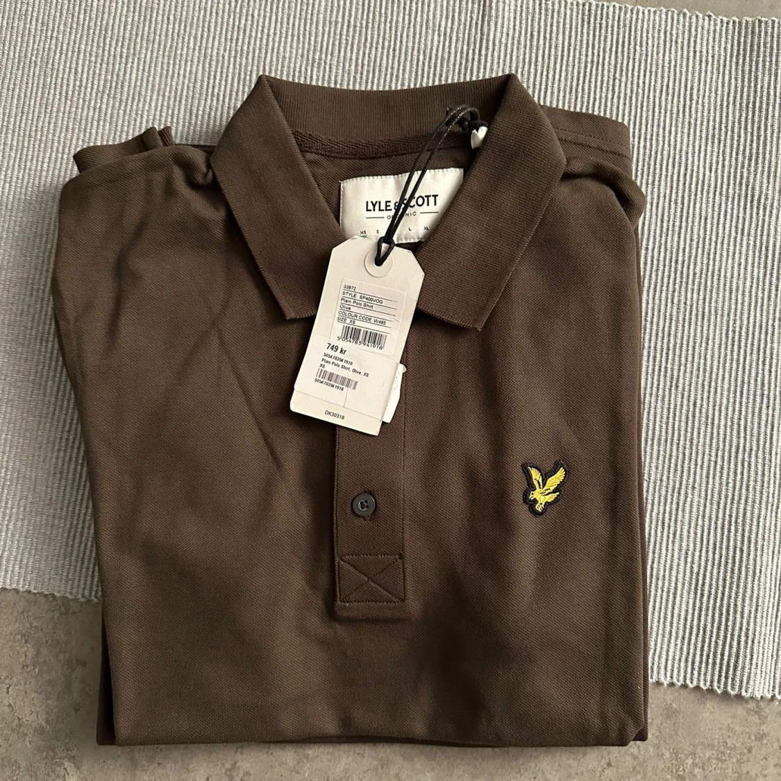Brun pikétröja från Lyle & Scott - 2