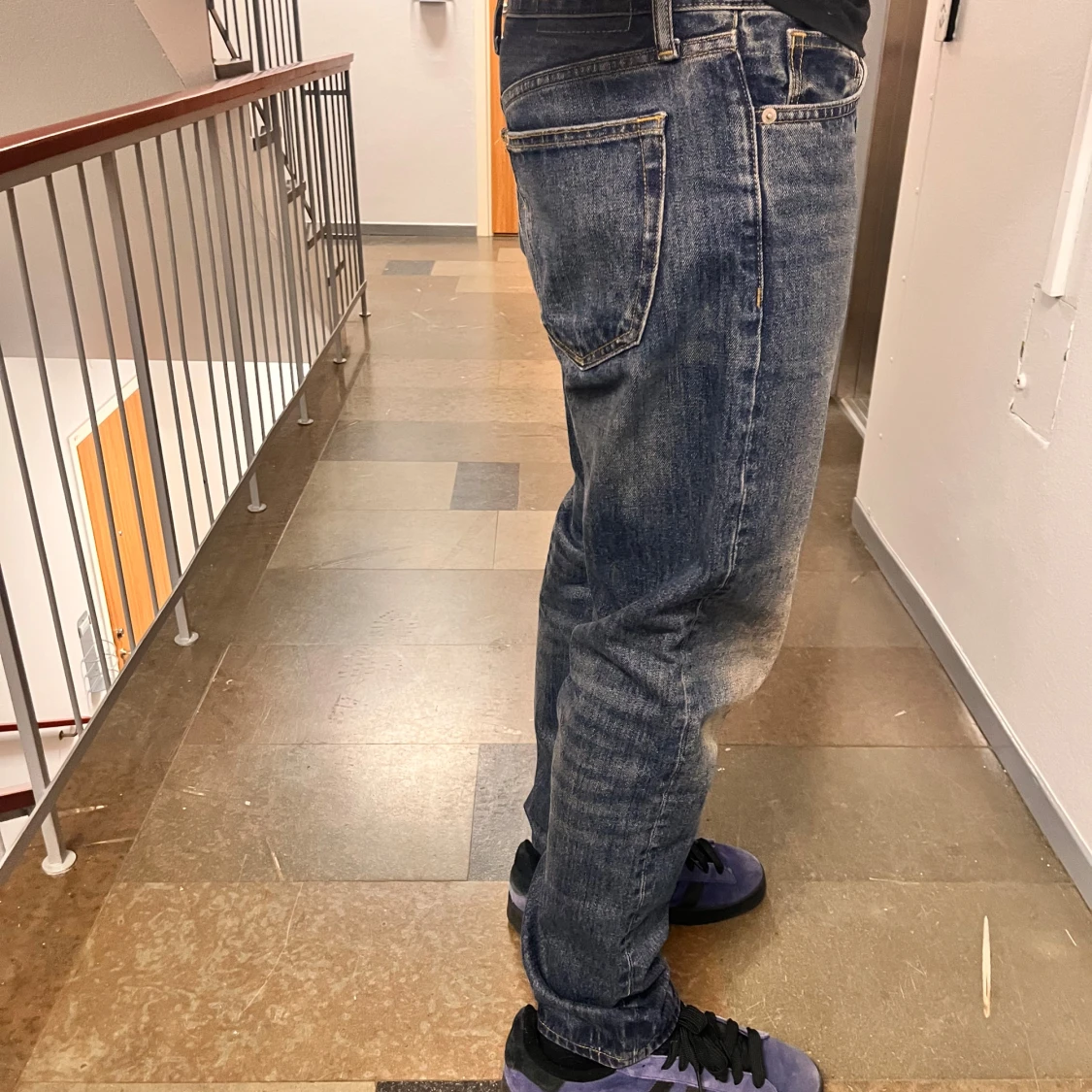 Blå jeansbyxor från H&M - 2