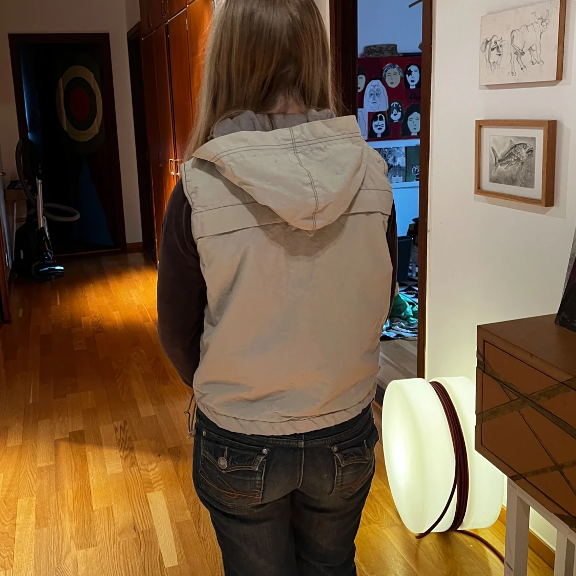 Biegevit väst med huva - 3