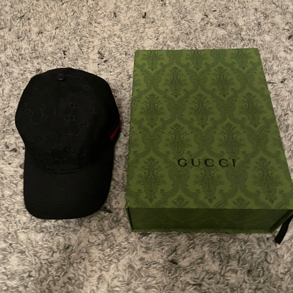 Svart keps från Gucci - 1