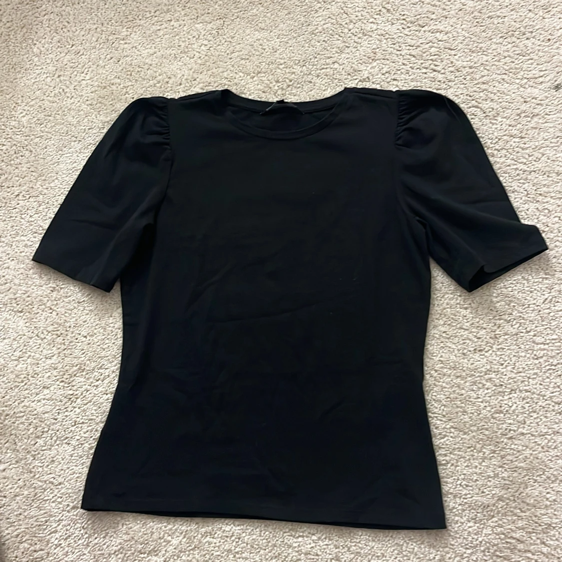 Svart topp från ONLY