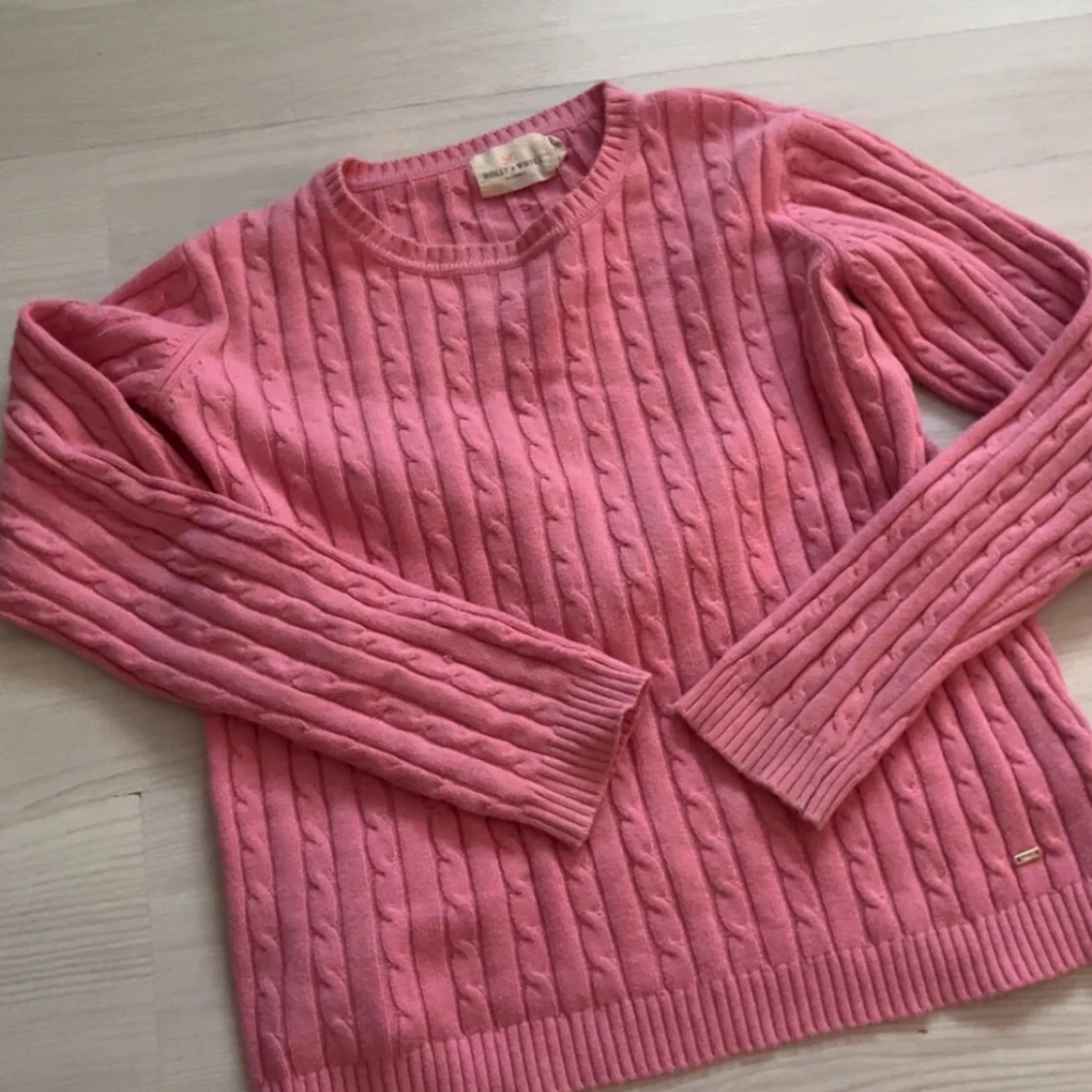 Rosa stickad tröja  - 1