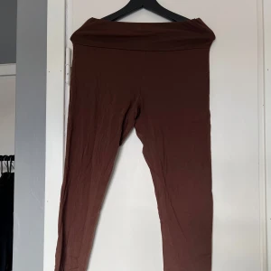 Bruna leggings - Bruna leggings från Shein i stolrk M.