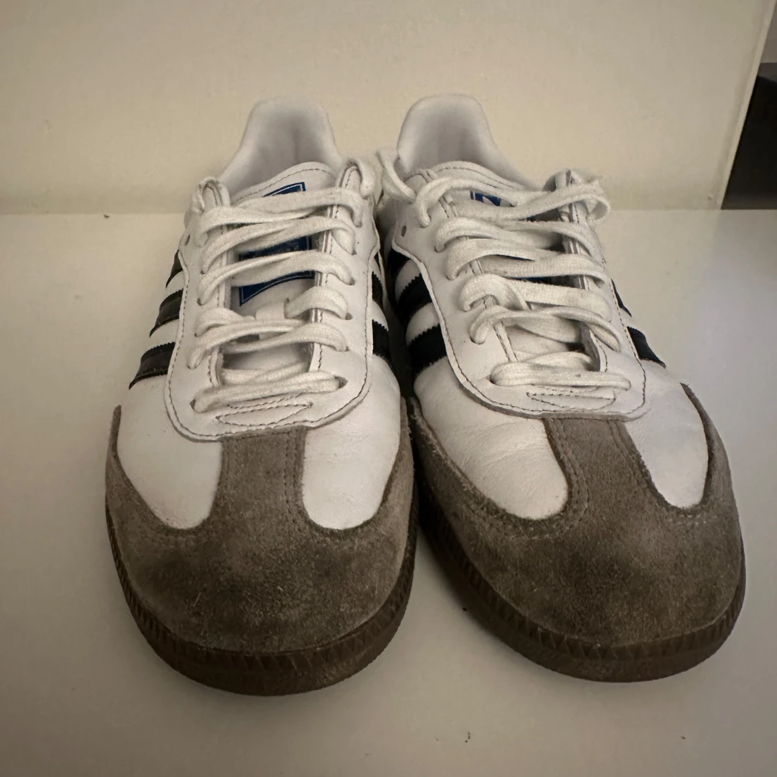 Adidas Samba sneakers i vitt och svart - 1