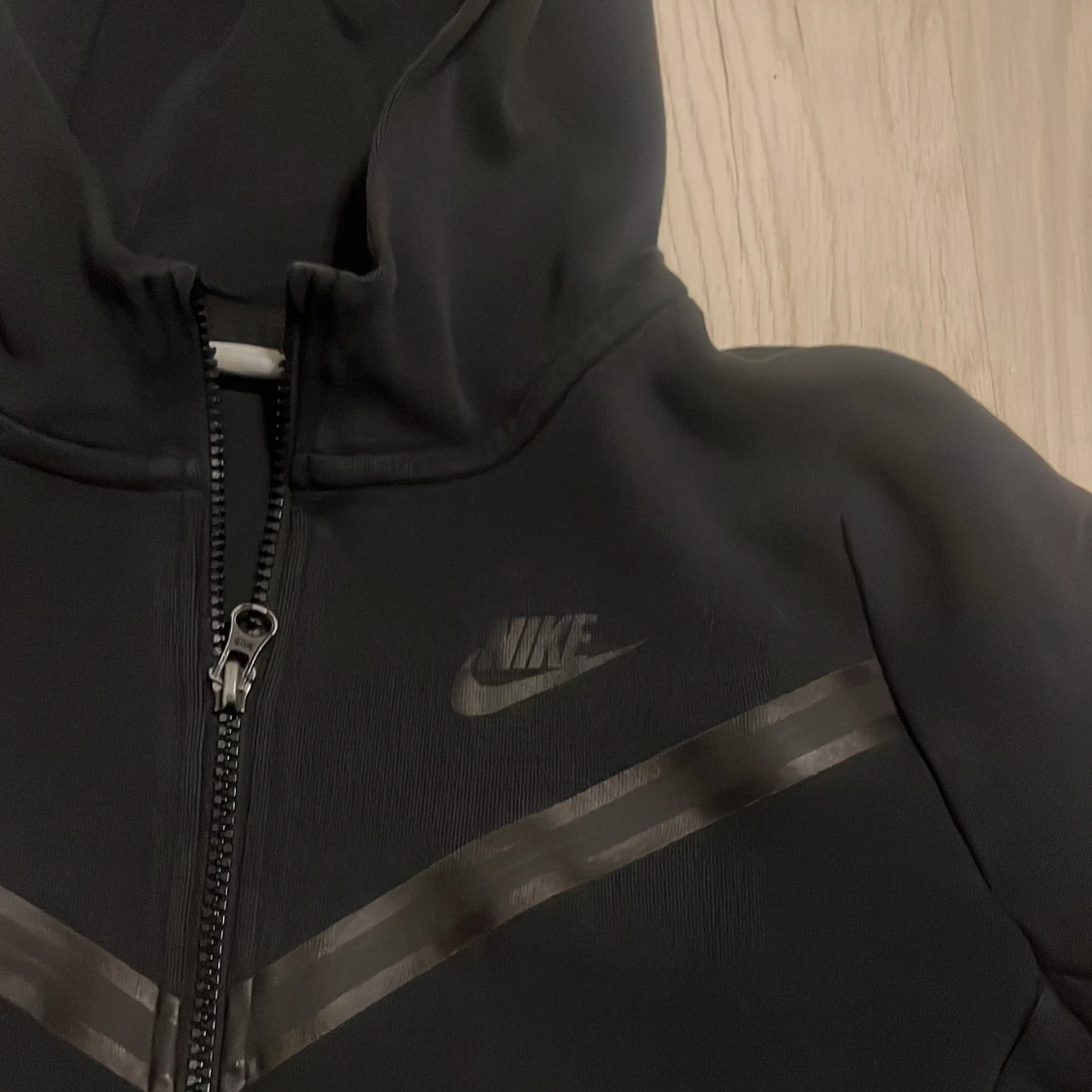 Svart hoodie från Nike - 1