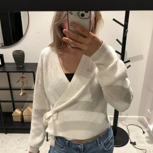 Stickad tröja  - Stickad tröja/kofta