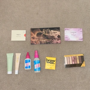 Stort sminkpaket med paletter & bas - Säljer  sminkpaket med Infinity Glam Palette från Linda Hallberg (bronzer, highlighter, rouge), Lumene x Face by F ögonskuggspalett i bruna och beige toner, Max Factor ögonskuggspalett i guld och nude, NYX primer och setting spray, Isadora CC-cream, Indivindi concealer, IDUN rouge, W7 brow wax.  Produkterna är testade och några använda några gånger. Det mesta är inte använt då det skickats som PR. Allt på bilden ingår i priset. 