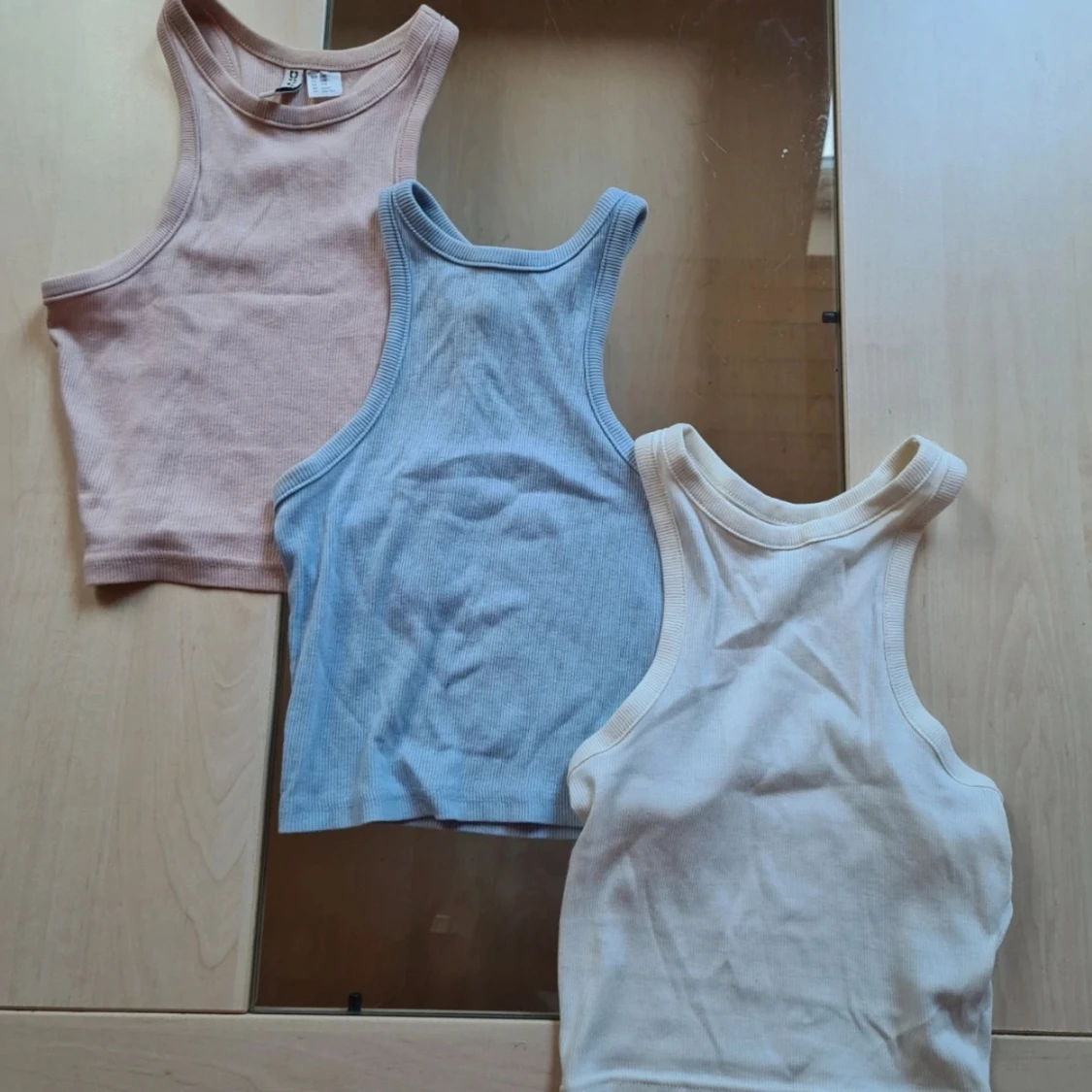 3 ribbade croppade linnen H&M XXS