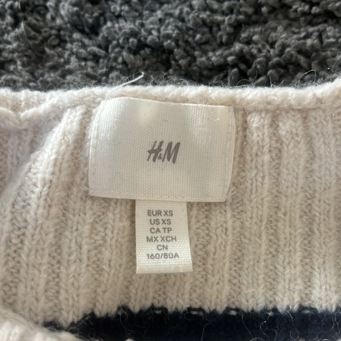 Randig stickad tröja från H&M  - 2