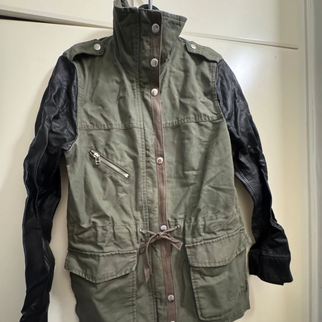 Grön jacka  - 3