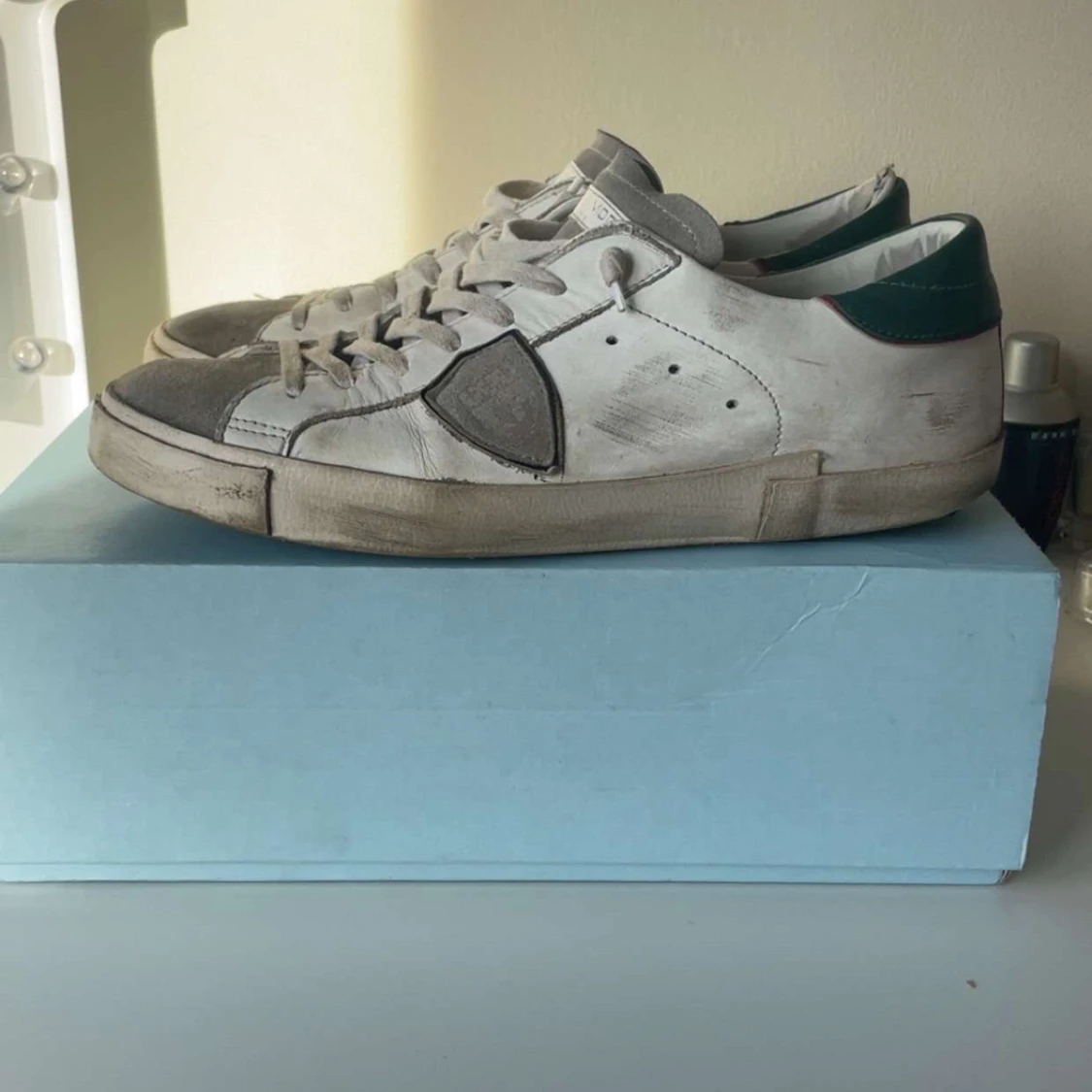 Vita sneakers från Philippe Model - 3