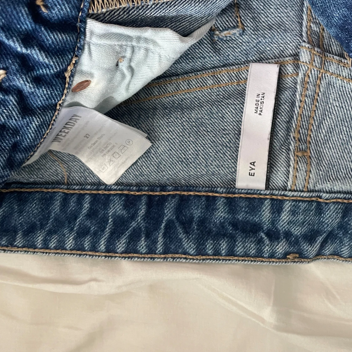 Blå jeansshorts från weekday - 2