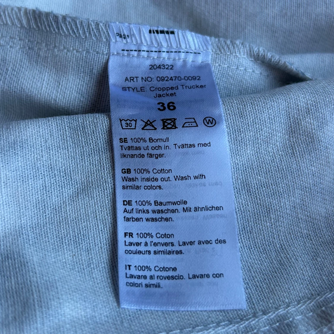 croppad jacka från Nelly - 2