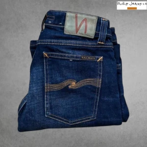 Nudie jeans🍾 - Nudie jeans 👖 | Storlek W28 L30📏| Kvalitet 9/10 ⭐️| Modell Skinny Lean 💙| Skriv vid frågor och funderingar 💬| Kom med prisförslag 💸|