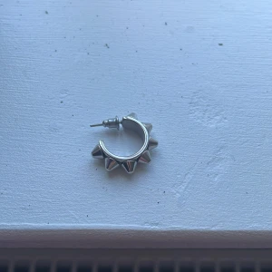  Byter till guld!! Det är ett par:) - Vill gärna byta med ett par i guld❤️